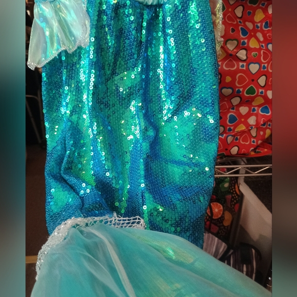 GILLIANS CLOSET Sparkling SEQUINS Green Blue Mermaid Costume for Kids Size 5-6 - Picture 5 of 16